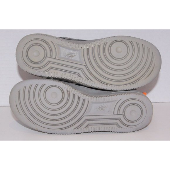 Air Force 1 Under Construction - Picture 10 of 12